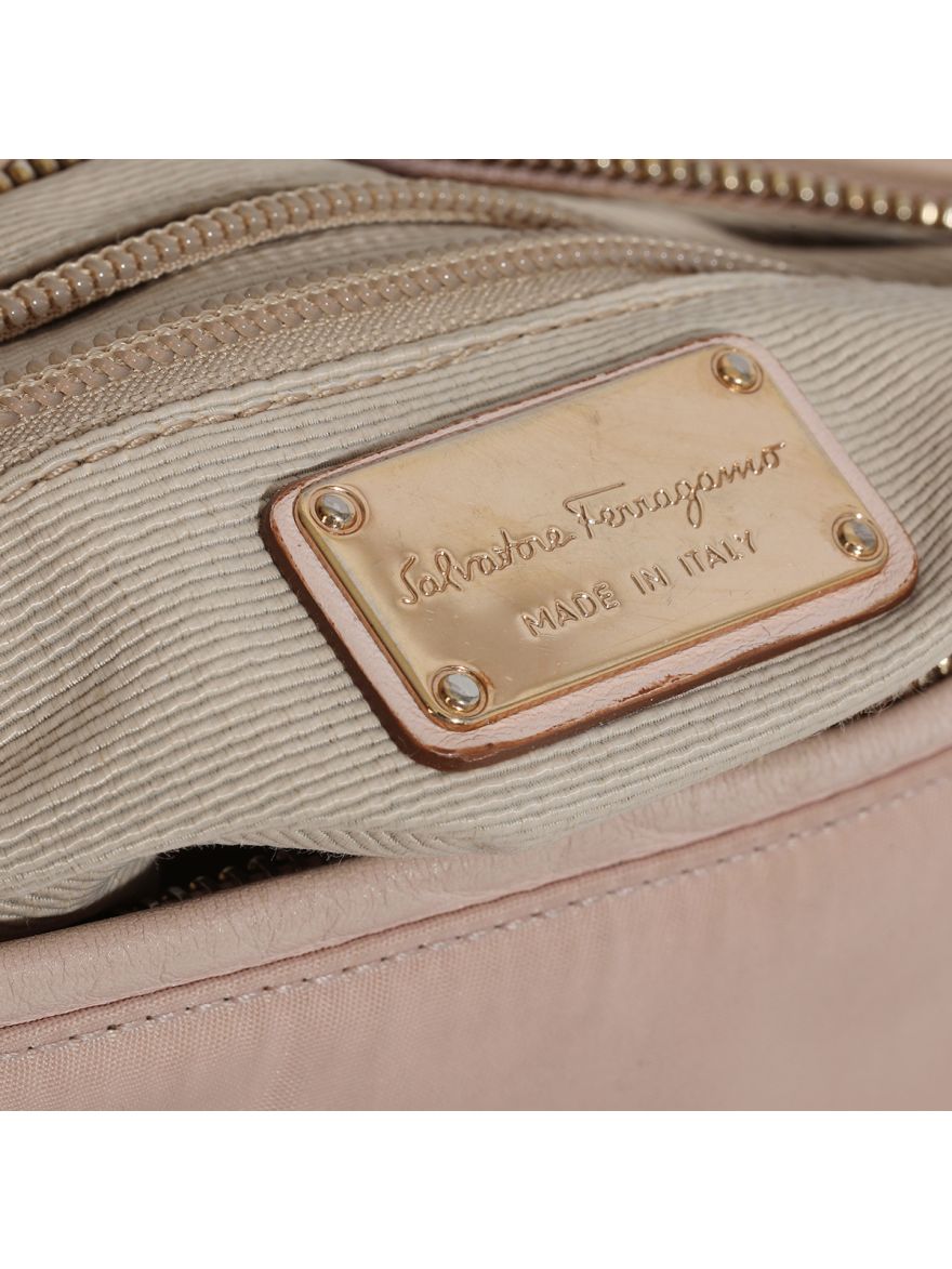 Nylon Pink Shoulder Bag Medium